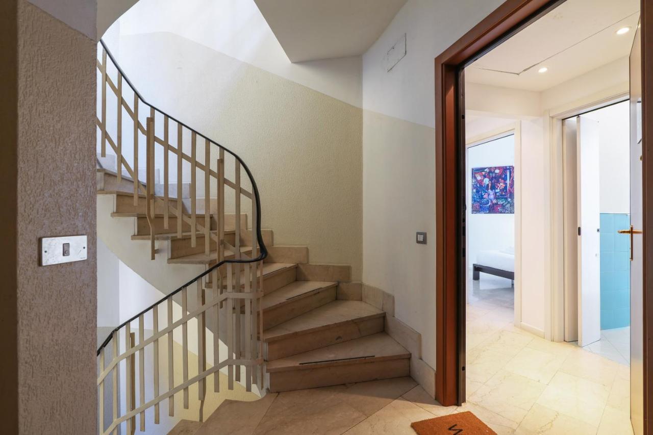 Prestige Boutique Homes - Duomo 1 Milan Luaran gambar