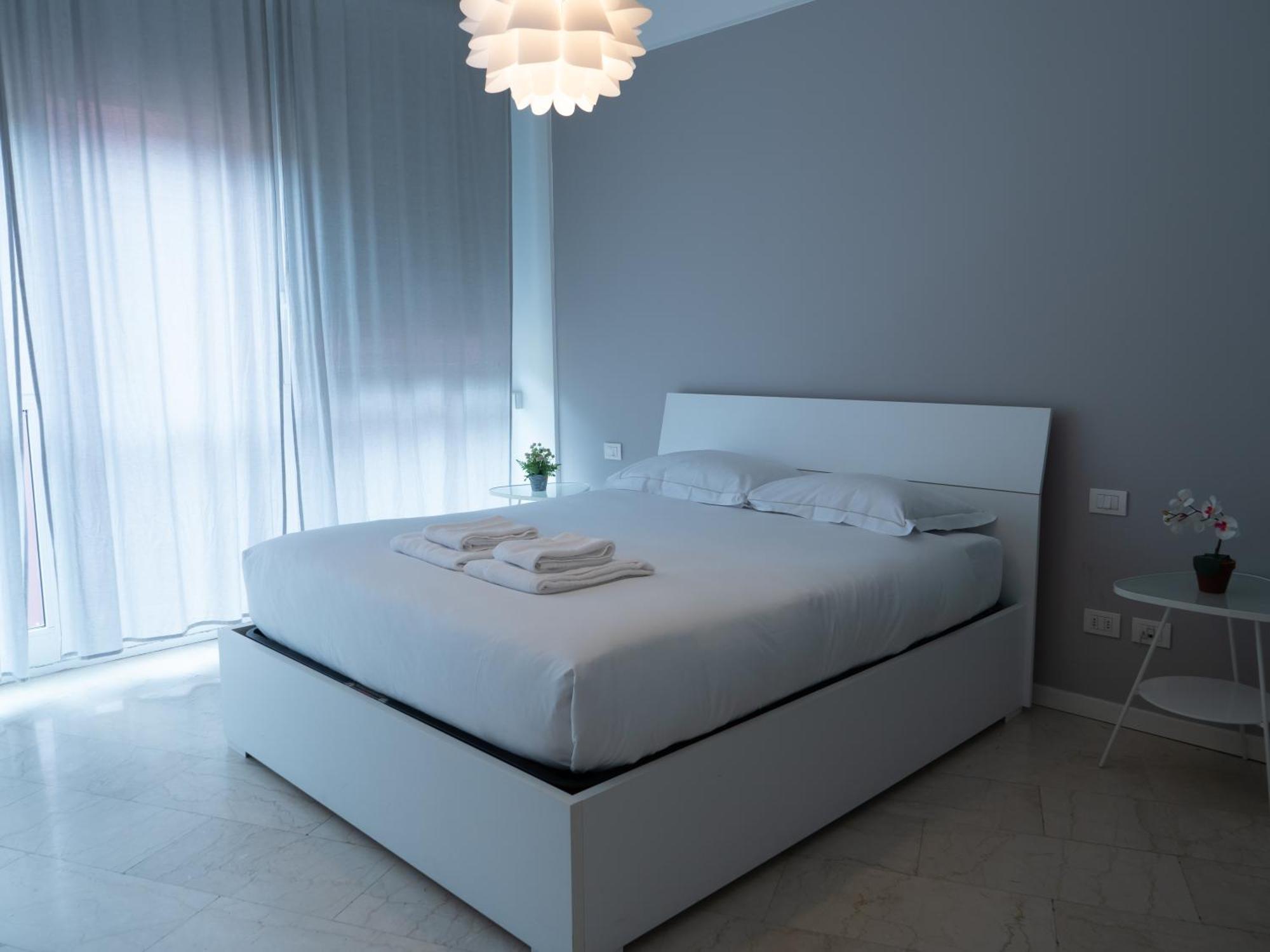 Prestige Boutique Homes - Duomo 1 Milan Luaran gambar